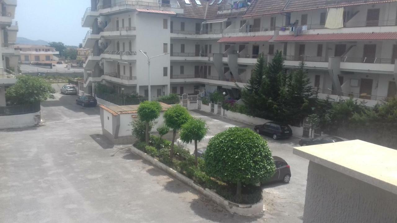 Appartamento Pitagora Scalea Buitenkant foto